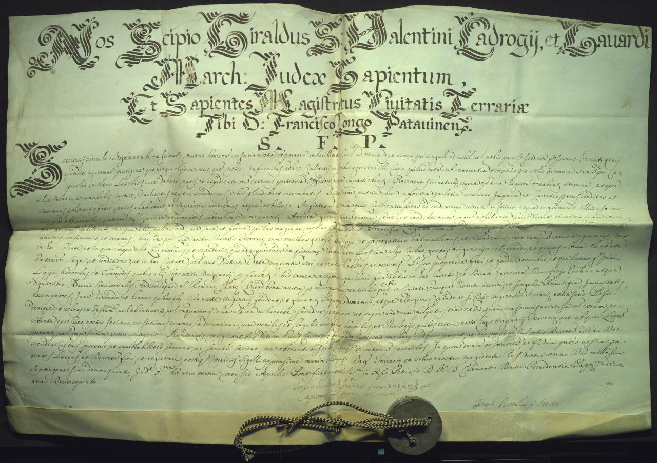 Il Magistrato della città di Ferrara concede la cittadinanza ferrarese a Francesco Longo padovano, da valere anche per i discendenti. 3 aprile 1715. Pergamena con sigillo pendente (Raccolta documenti famiglie ferraresi b. 2, fasc-30).